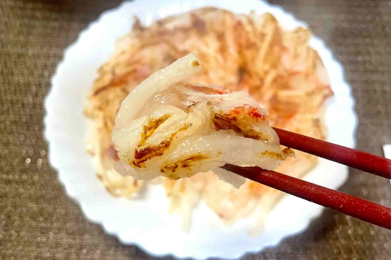 大根とカニカマの焼いたやつ