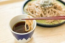 『ヒルナンデス』ざる蕎麦が劇的においしくなる茹で方　鍋入れる前に“コレ”やるだけ