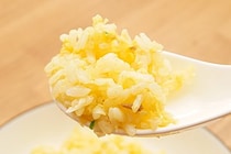 和の鉄人・道場六三郎さん「最高においしいチャーハン」の作り方　炒める前に“コレ”をする