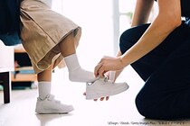 義母が孫に買ったファーストシューズに母親ブチ切れ　「嫌すぎる」「そこまで怒る？」と賛否