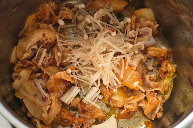 春雨豚キムチスープ・えのき