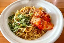 30円の中華麺に“タレ”を混ぜるだけ　「究極のまぜそば」がガチでハマる