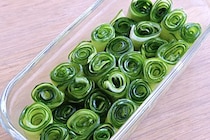 くまの限界食堂「きゅうりのやばい漬け」がさっぱり旨い　この食感たまらん…