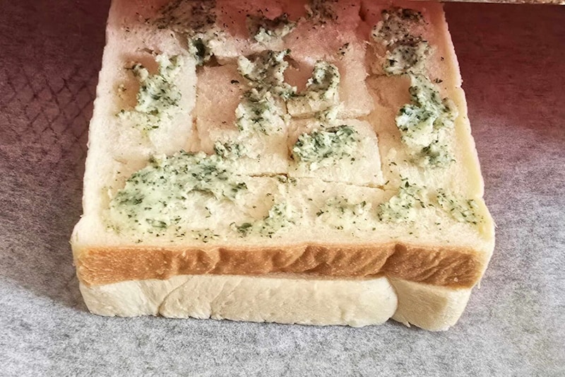 ガリバタチーズトースト・オーブントースター