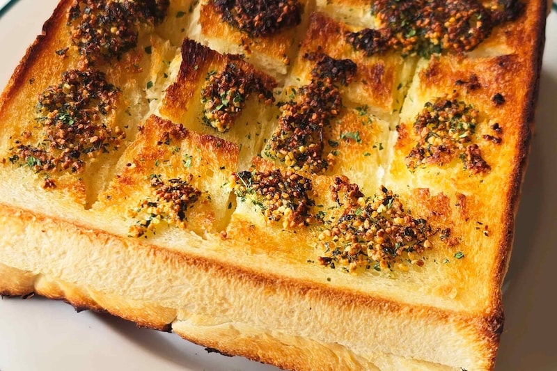 ガリバタチーズトースト・完成