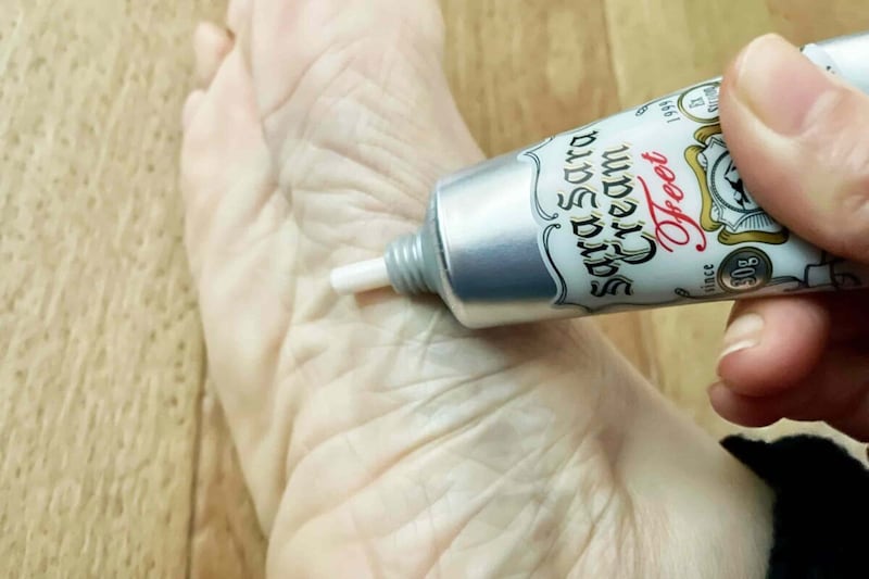 足指さらさらクリーム