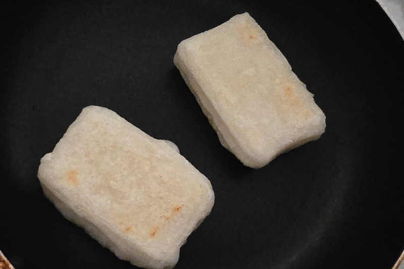 あまじょっぱいごま餅・焼き色