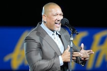 ラミレス氏、巨人の2026年キーマンに挙げる2人　「我慢して使えば60HR、200打点」