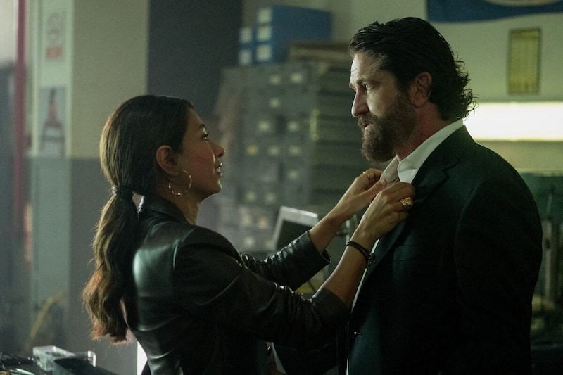 『アウトローズ』