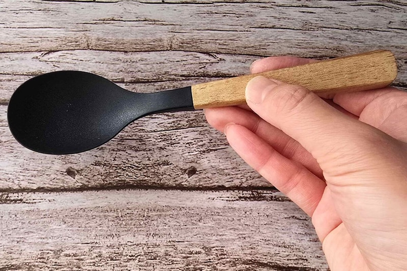 スープスプーン・持つ