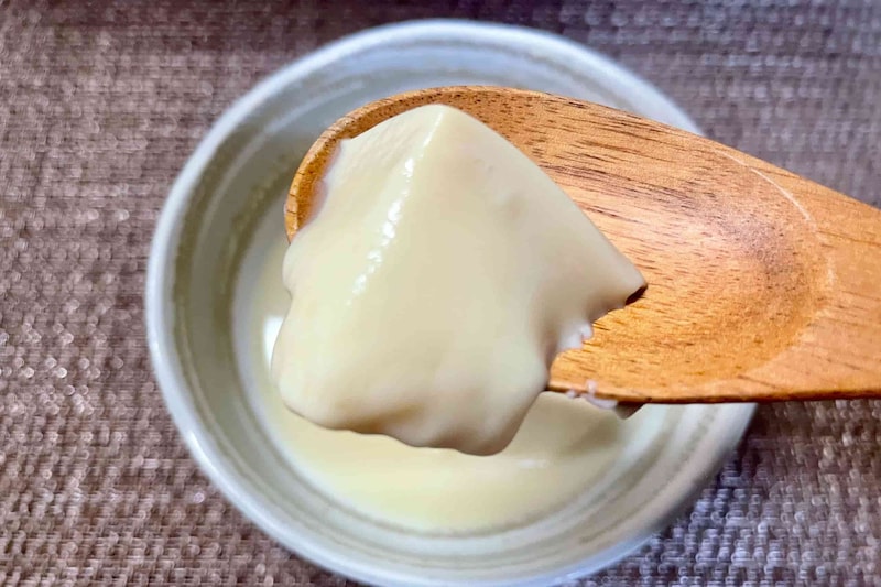 49円の豆腐、コレ入れるだけで「とろっとろの湯豆腐」 この食感、ハマるわ…