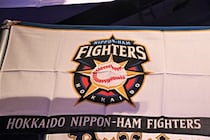 元日本ハム・小笠原道大氏、守備コンバートの裏にあった「ヒルマン監督との秘話」告白