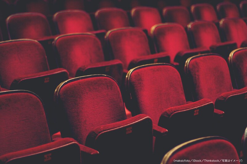 近年の映画館では「最前列の席」が即完売になる理由　そんな使い方があったのか…
