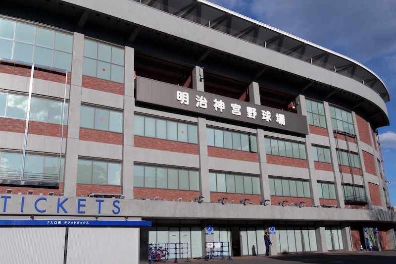 ヤクルト一筋23年のOB選手、江川卓の凌駕する“快速投手”を回想　捕手の視点で分析「まっすぐの回転が良くて…」