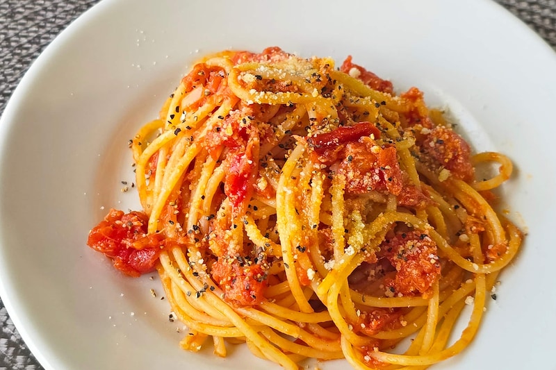 コウケンテツさんの「ツナトマトパスタ」が手軽で本格的　缶詰を丸ごと使うだけ