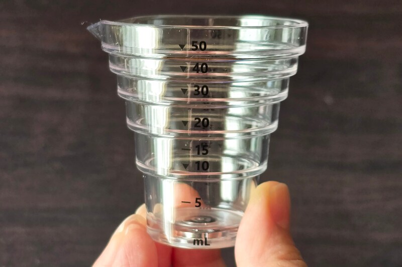 計量スプーンの出番が激減　山崎実業の「浮かせる計量カップ」が便利すぎた