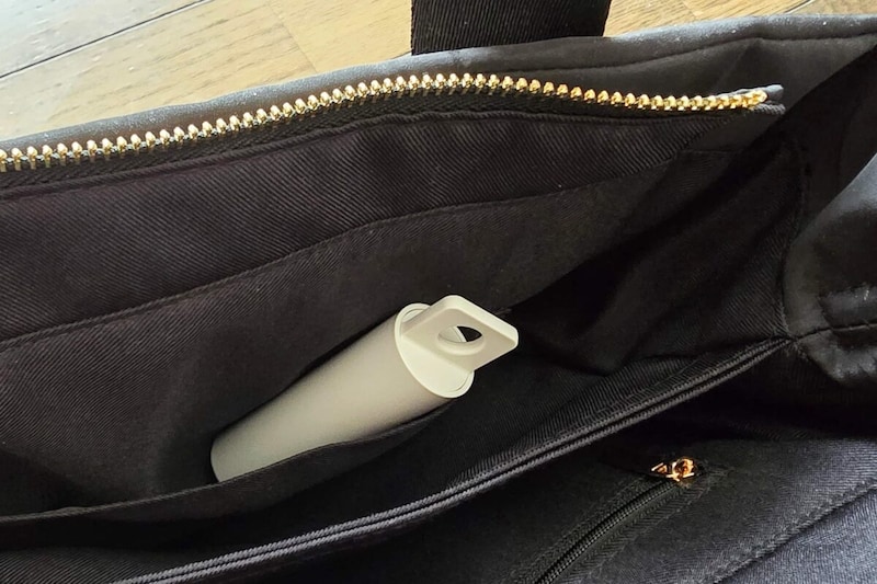 携帯用衣類クリーナー