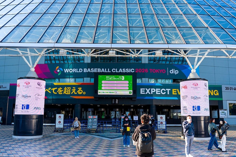 元オリックス外国人選手、WBC日本戦“外野席”に降臨し騒然 日本流の応援見て「最高のひととき」