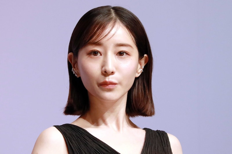 田中みな実、大学生の頃に発症した“アレルギー” 「顔にじんましんが…」「20年くらい薬飲んでる」