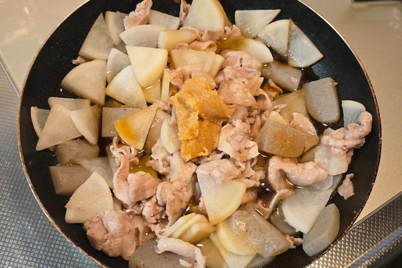 豚バラで簡単どて煮