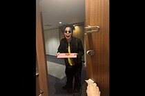 人気漫画家「俺の住んでるマンションなんだけど…」　高級タワマンに住み始めた人物に驚愕「世の中狭いな」