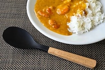 無印良品、カレーを食べるなら「このスプーン」一択　シリコーンで“皿洗いの絶望”から解放された