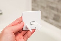 「山崎実業の別注アイテム」で、お風呂場で置き場に悩むアレをスッキリ収納。ヌメリも心配なくなったよ