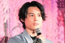 松村北斗、“国宝級イケメンランキング”で史上初の3冠を達成　顔の専門家がその魅力を解説：顔相鑑定
