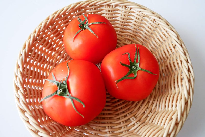 スギ花粉症の人はトマトに注意? 一方で「アレ」を多くとると「炎症が少なくなる」医師が解説