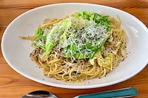 鳥羽周作シェフの「キャベツとアンチョビのパスタ」は家庭でプロの味　シャキシャキ食感が嬉しい