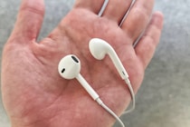 Apple純正で2000円台　また流行ってる「EarPods」を10年ぶりに使ってグッときた理由