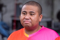 アントニー、13年前の写真のはずが…　「なんで」「むしろ若返ってない？」驚きの声続出