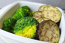 せいろ欲しいけど面倒…を解決　ダイソー「110円レンチン温野菜」が手軽すぎた