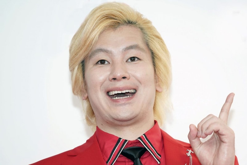 メイプル超合金・カズレーザー