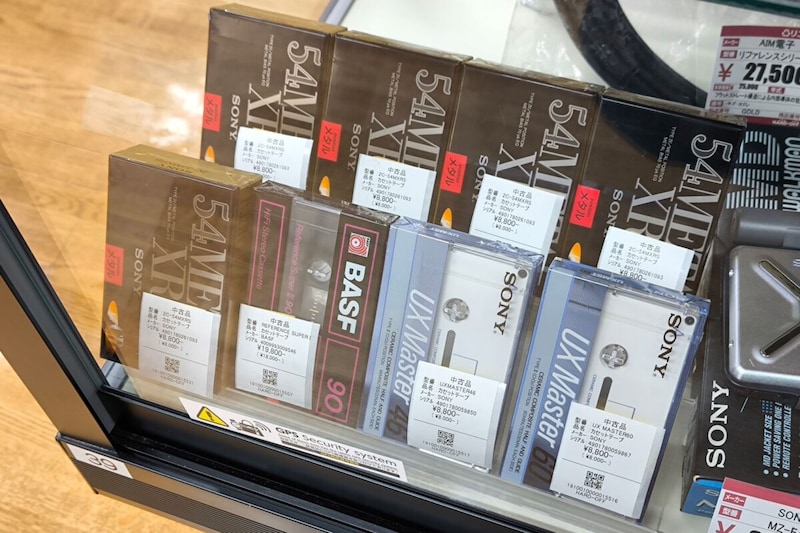 ハードオフの中古カセットテープ