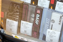 ハードオフの中古カセットテープが2万円、昭和世代から驚きの声　担当者は「需要高まっている」と説明
