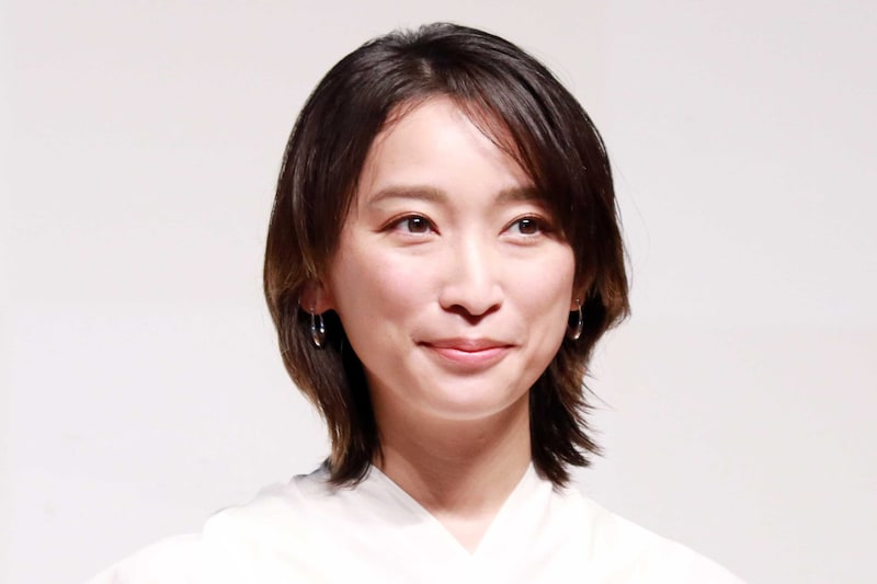 杏、40歳を目前により魅力的な顔に　「目と眉毛」の変化に注目：顔相鑑定