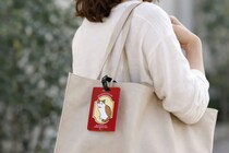 なぜか動物が描かれたヘルプカード、裏面を見て驚き　その正体が「素晴らしいアイデア」と話題