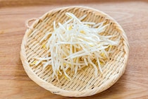 じつは、冷蔵庫の“チルド室”に入れるべき野菜2つ　有働由美子も納得「すぐに水が…」