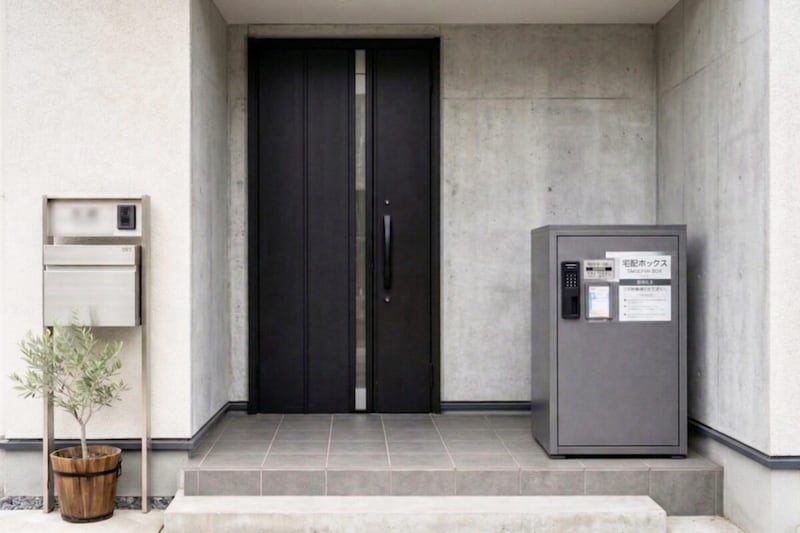 玄関・宅配ボックス