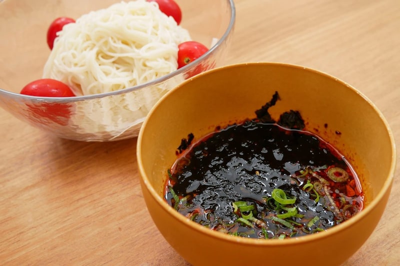 パンチが効いたそうめん