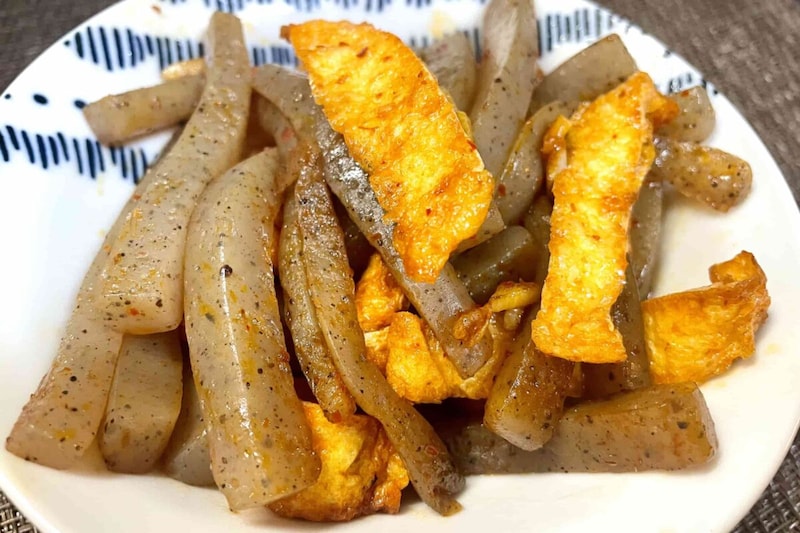 油揚げとこんにゃくの炒め