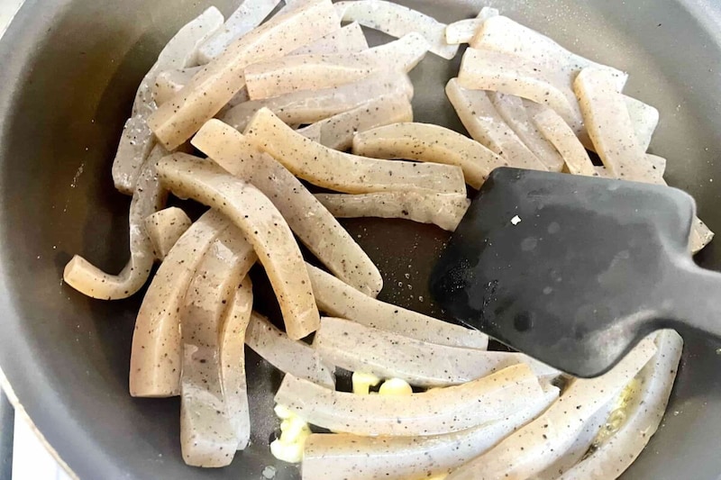 油揚げとこんにゃくの炒め