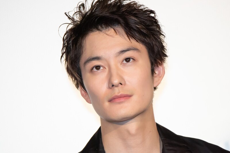 岡田将生、月3回やる“暴食”明かしスタジオ衝撃…　変わらぬ体型に「ずるい」「違法行為」