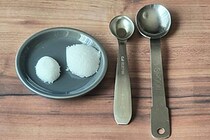 「計量スプーンはどれも同じ」と思ってたのに…　貝印の「小さじ1／2専用」が最高