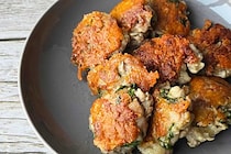 最高の豚こまレシピに出会った　大葉とチーズの「カリカリ豚こまボール」