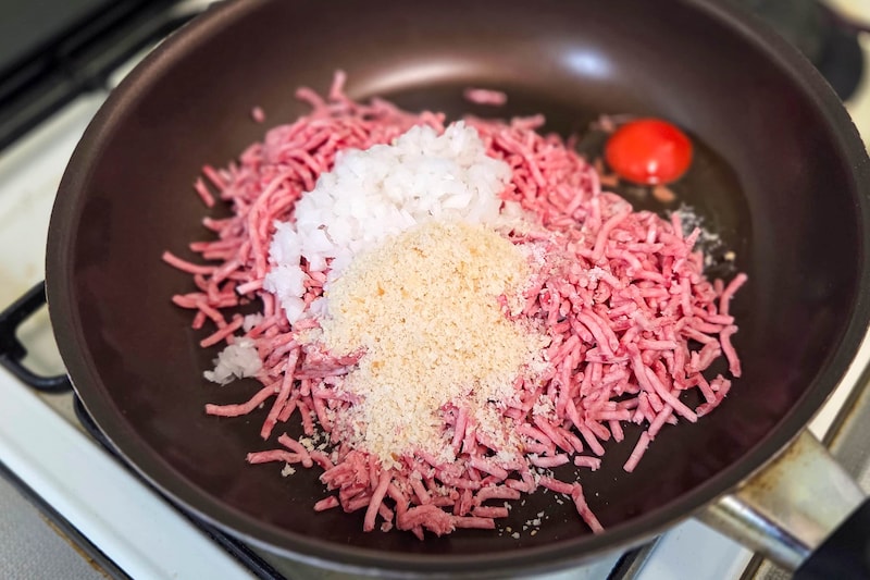 我が家のハンバーグがコレになった　フライパン1つ、成型いらずでこんなにラク