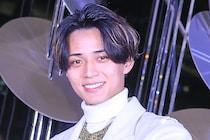 永瀬廉、結婚式での“黒ネクタイ”で議論呼ぶ中…　ファンは「知らないんだ」複雑な心境だったワケ