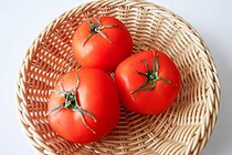 トマトに“コレ”かけて　笠原将弘さんの「何倍もおいしくなる食べ方」がたまらない