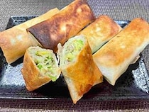 具材はキャベツとツナ缶だけ　素材の旨味が引き立つ「絶品春巻き」がリピ確定